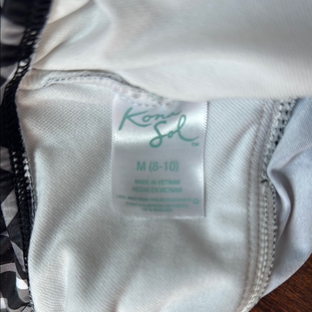 Kona Sol Black and White Bustier Peplum tankini - Picture 4 of 9
